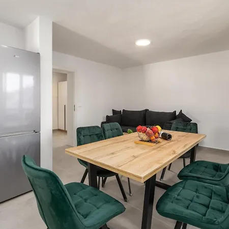 Pensionat Mia 4*